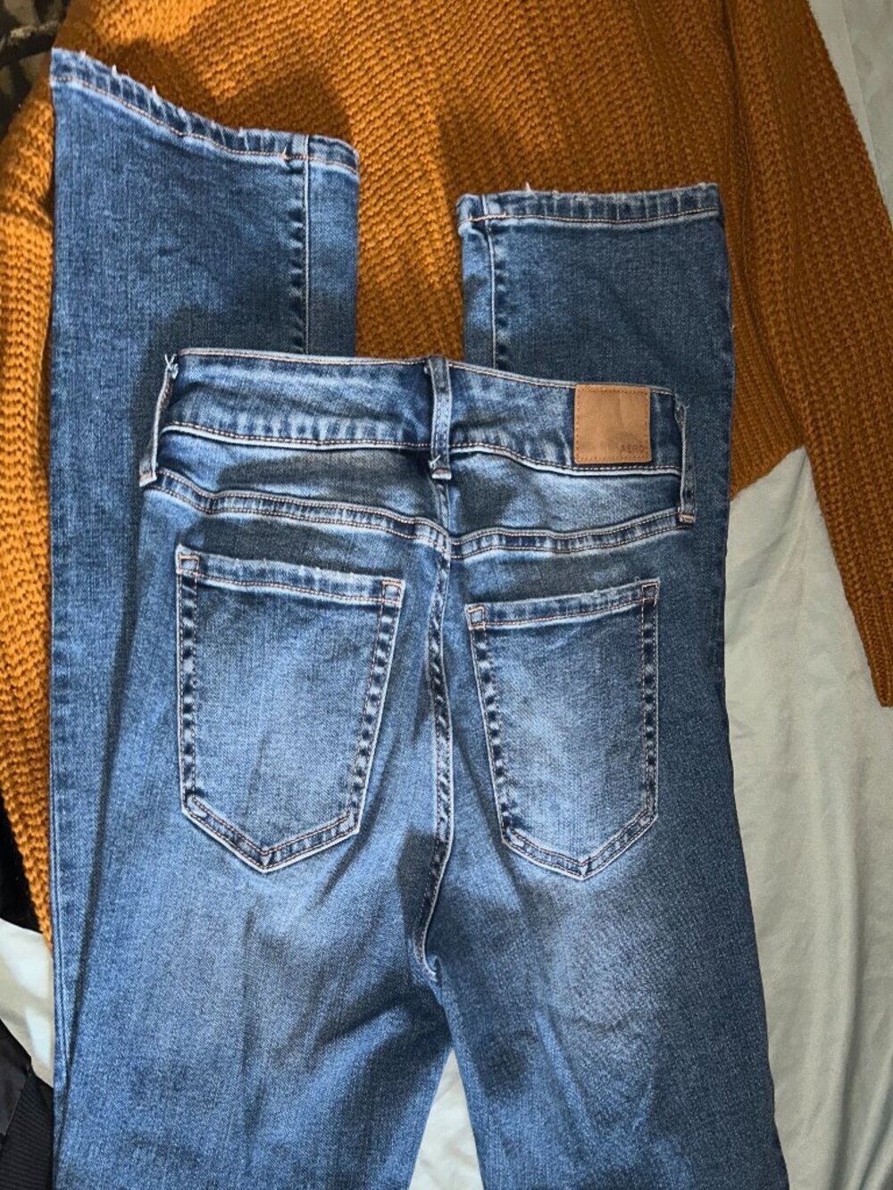 AERO size 0 womens pants jeans stretch blue stretch zero distressed